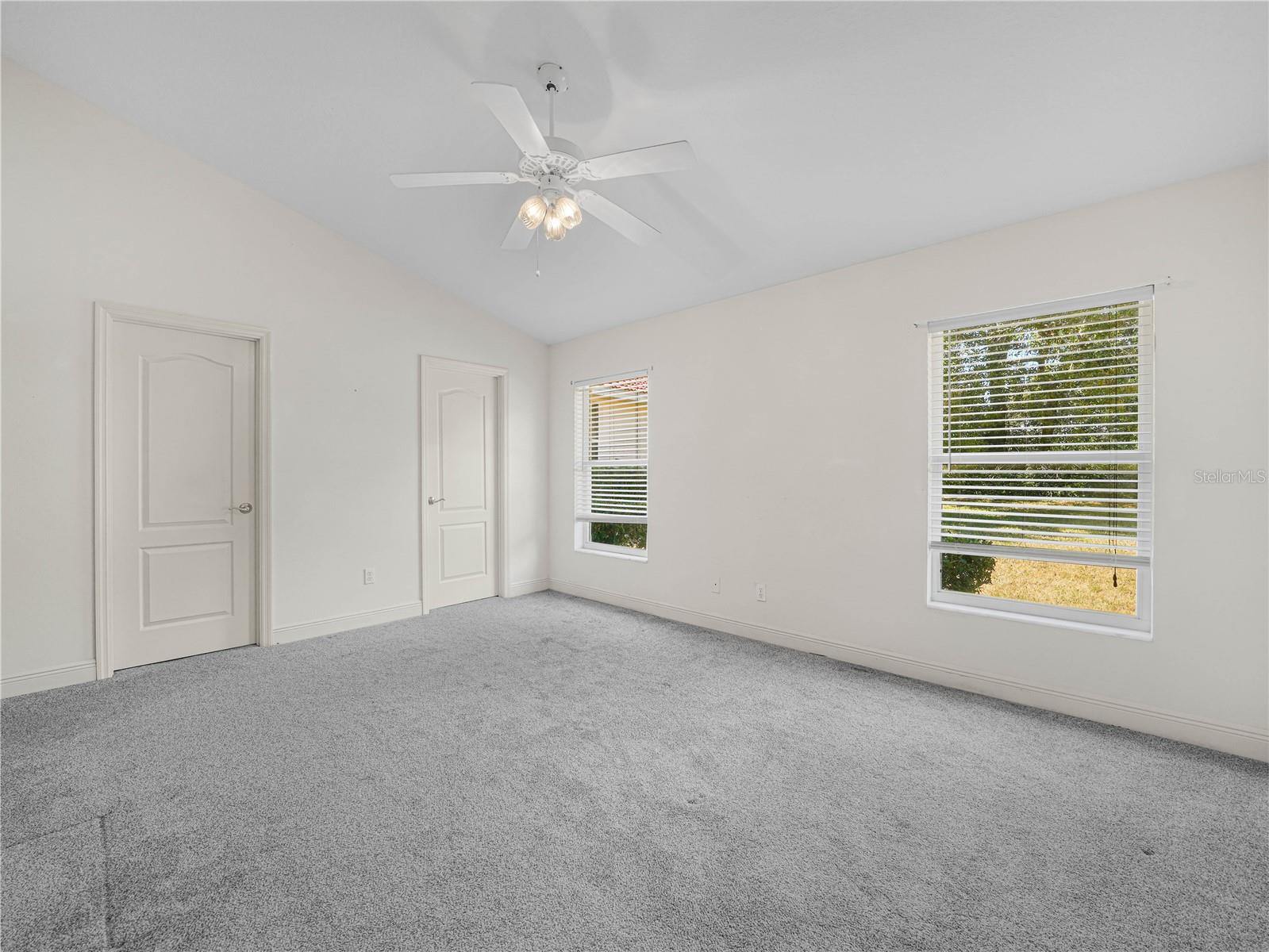 Image 16 of 40 For 528 Greenway Drive