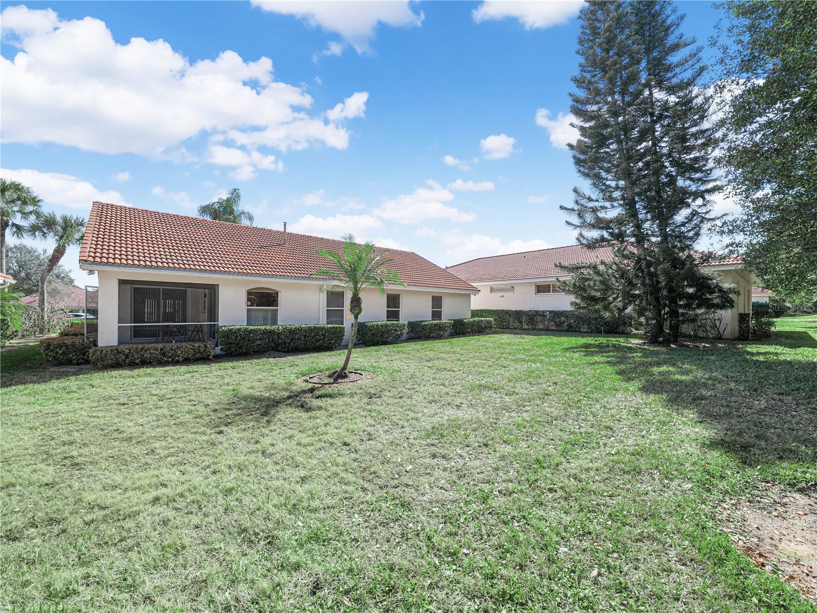 Image 25 of 40 For 528 Greenway Drive