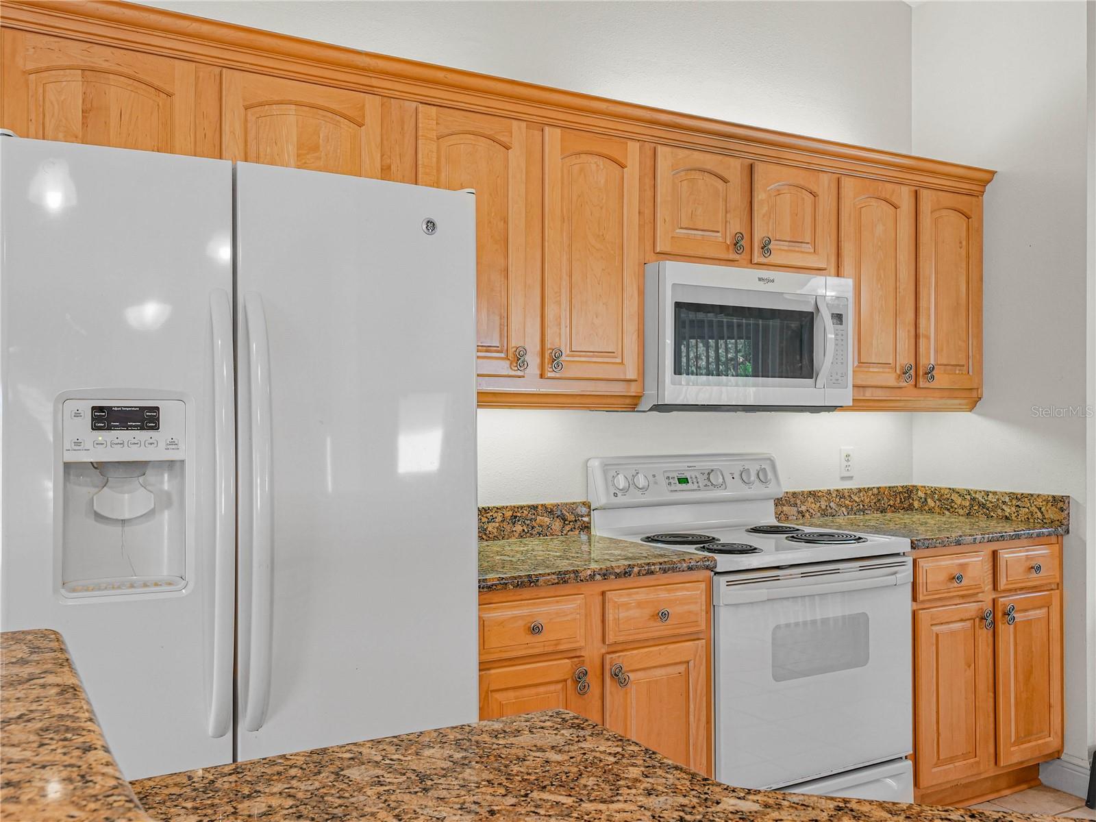 Image 9 of 40 For 528 Greenway Drive