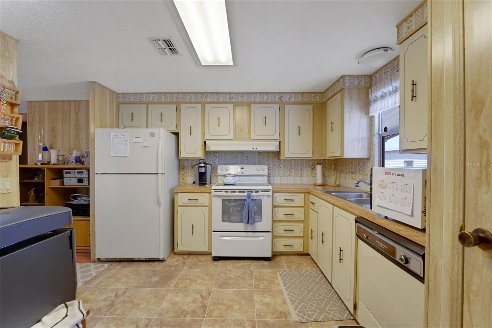 Image 5 of 16 For 5864 Red Fox Drive