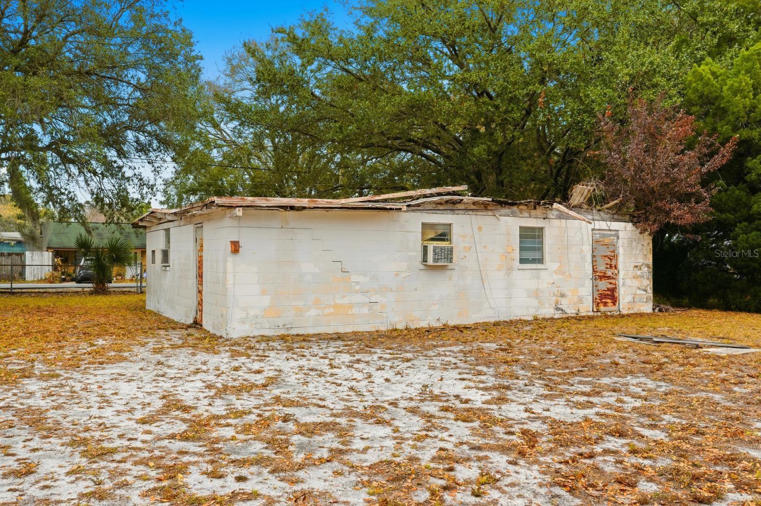 Image 15 of 44 For 1920 40th Street Nw