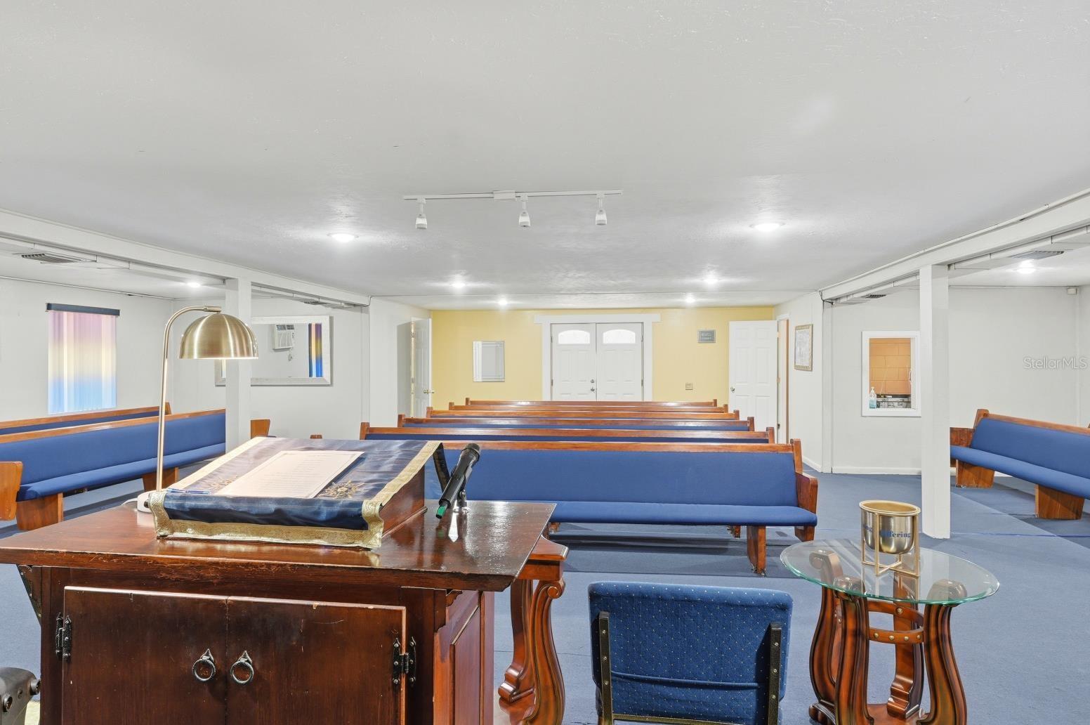 Image 17 of 44 For 1920 40th Street Nw