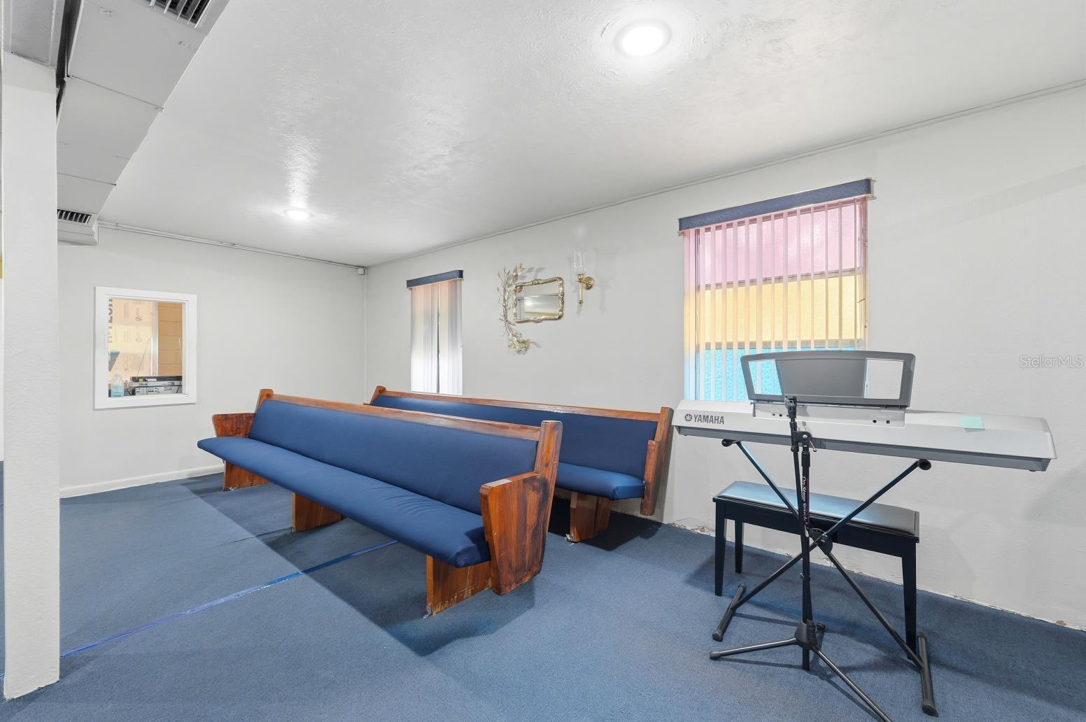 Image 19 of 44 For 1920 40th Street Nw