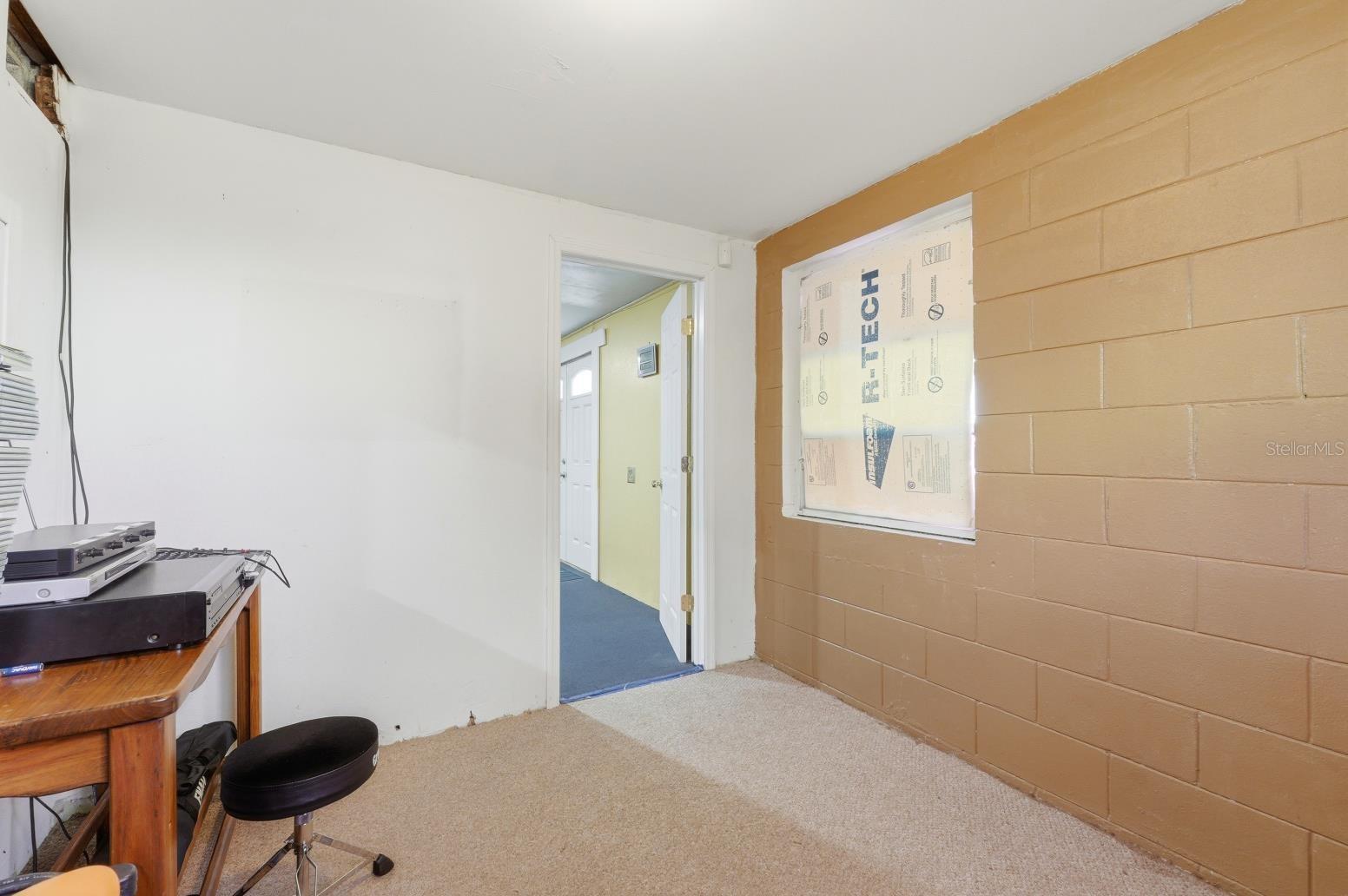 Image 34 of 44 For 1920 40th Street Nw