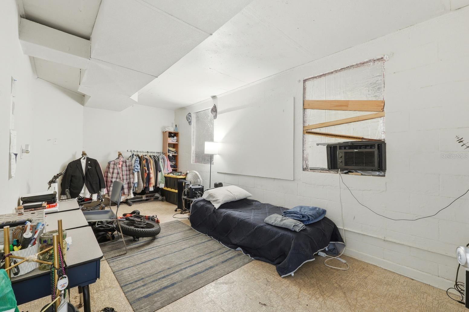 Image 38 of 44 For 1920 40th Street Nw