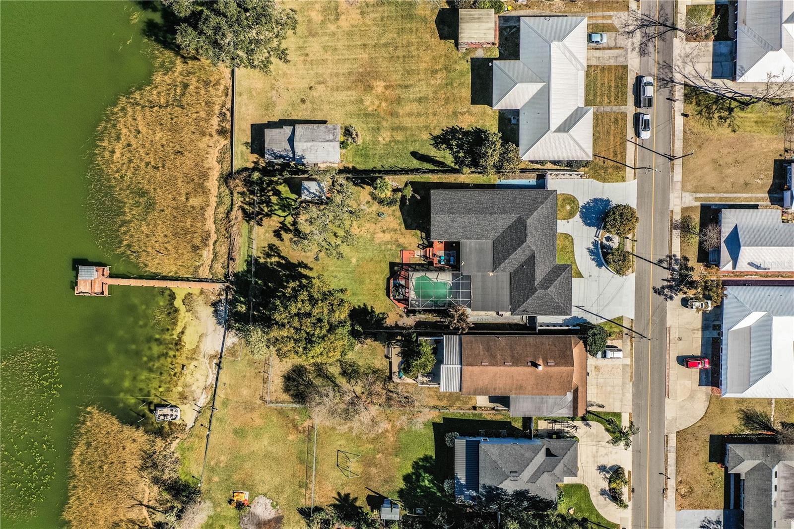 Image 10 of 80 For 331 Bay Street