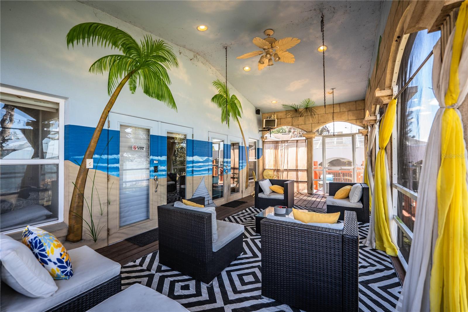 Image 65 of 80 For 331 Bay Street