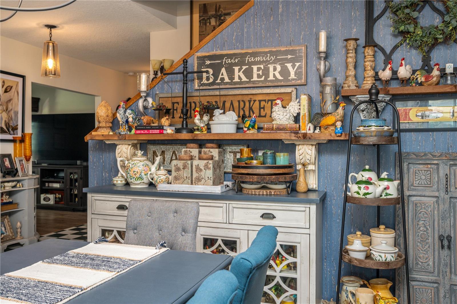 Image 22 of 52 For 1491 Axel Circle