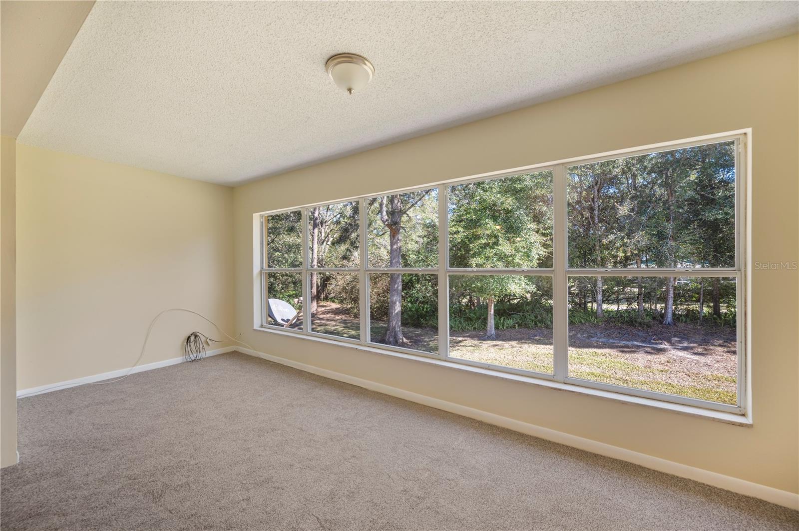 Image 12 of 27 For 400 El Camino Drive 204