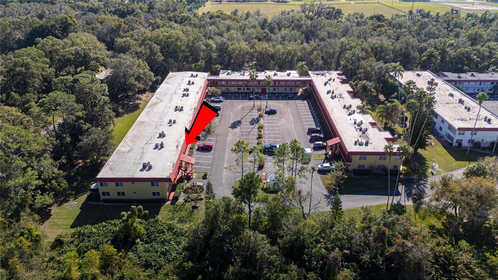 Image 21 of 27 For 400 El Camino Drive 204