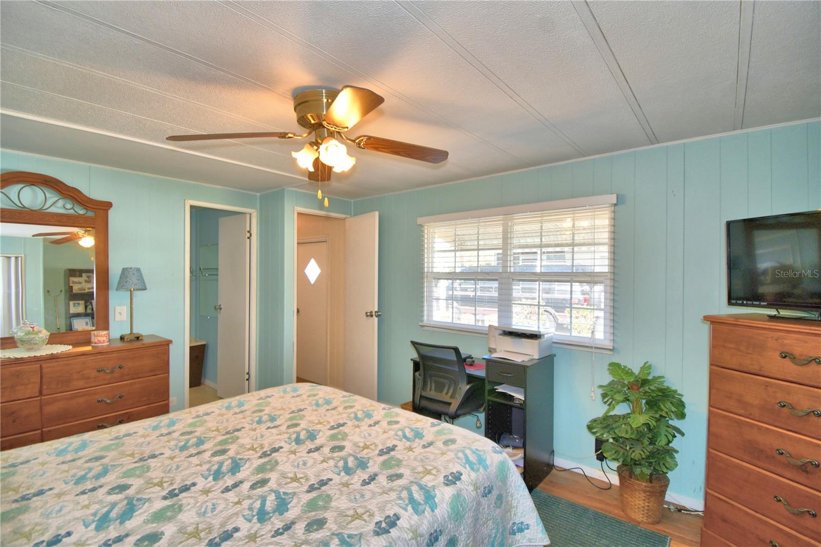 Image 21 of 52 For 112 Paradise Lane