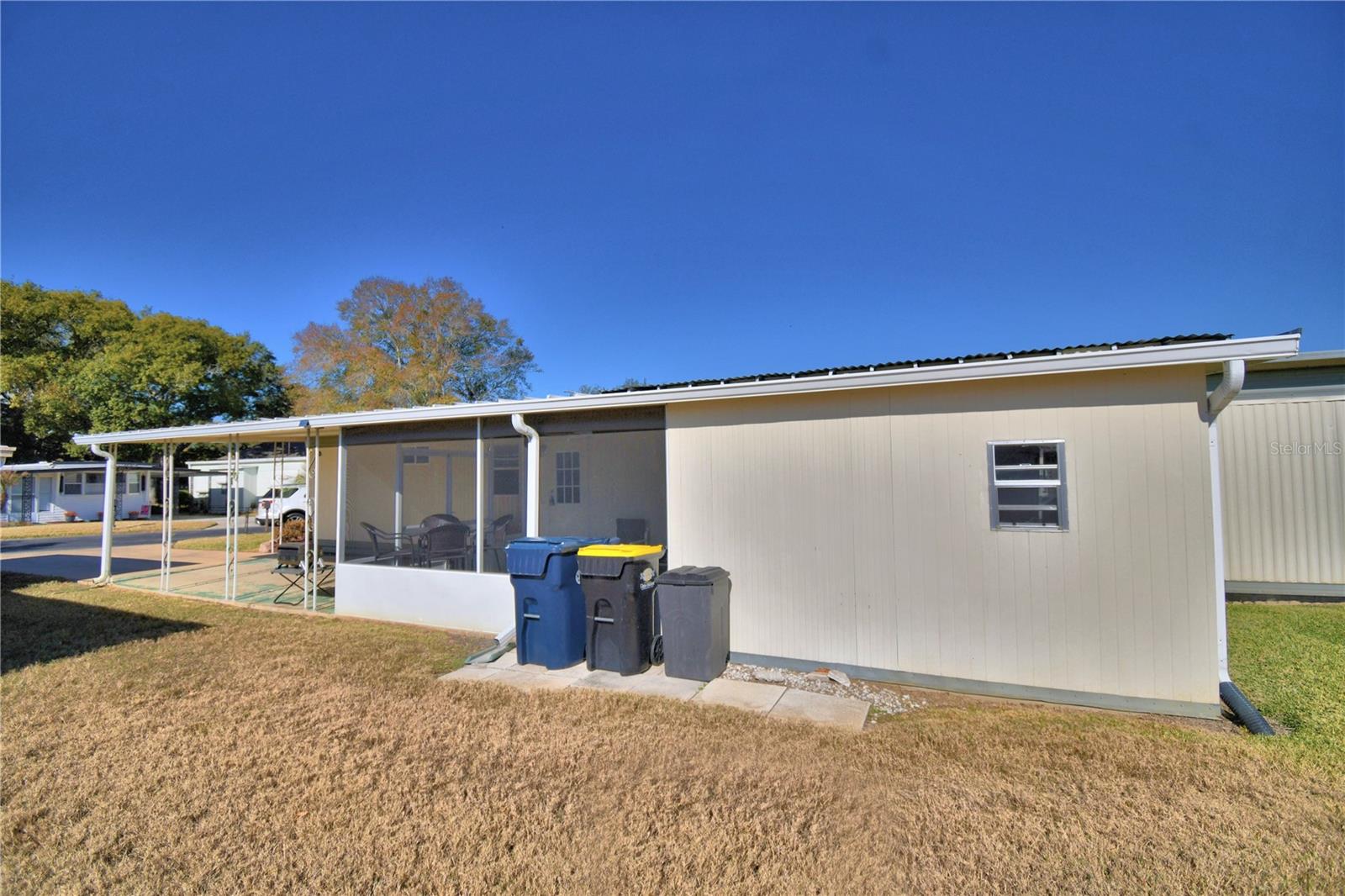 Image 32 of 52 For 112 Paradise Lane