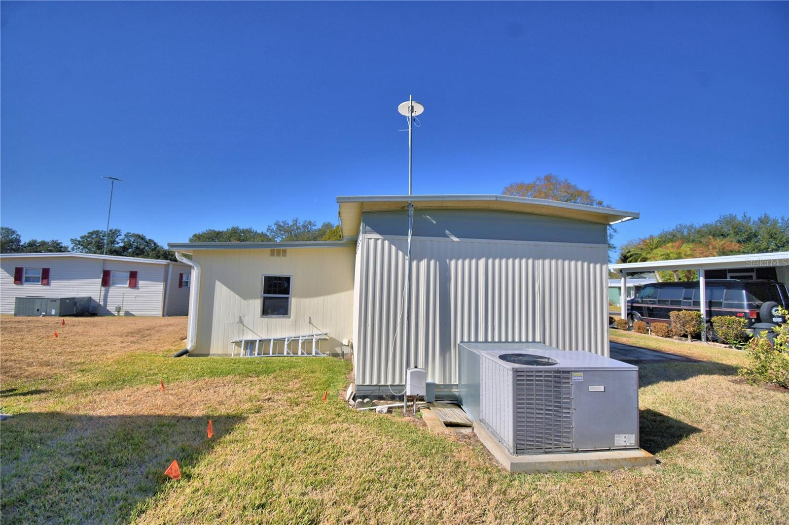 Image 33 of 52 For 112 Paradise Lane