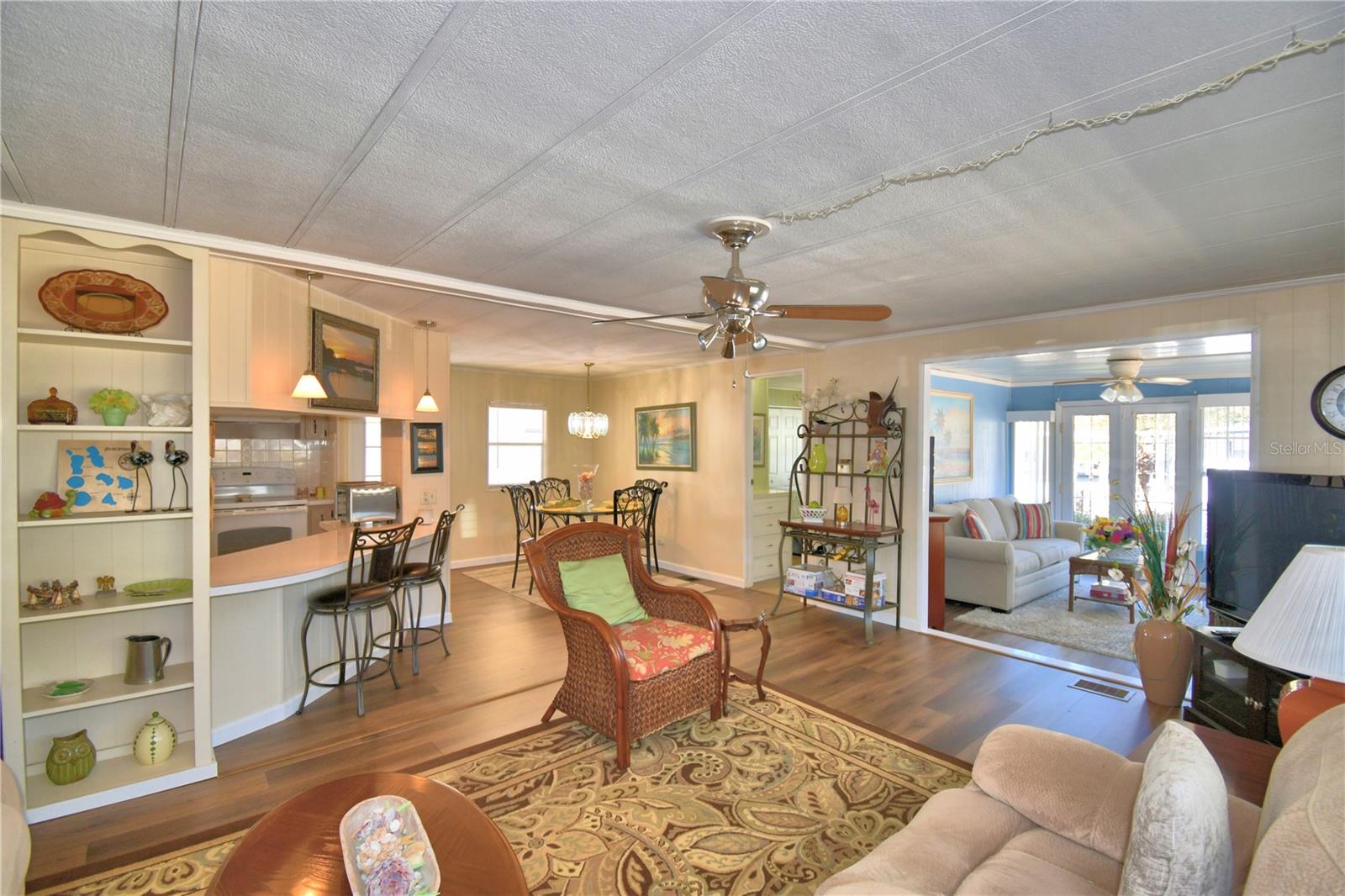 Image 8 of 52 For 112 Paradise Lane