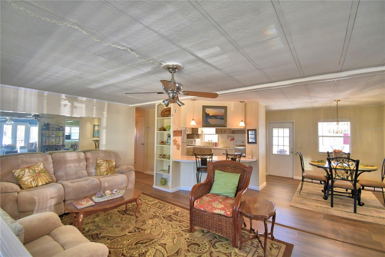 Image 9 of 52 For 112 Paradise Lane