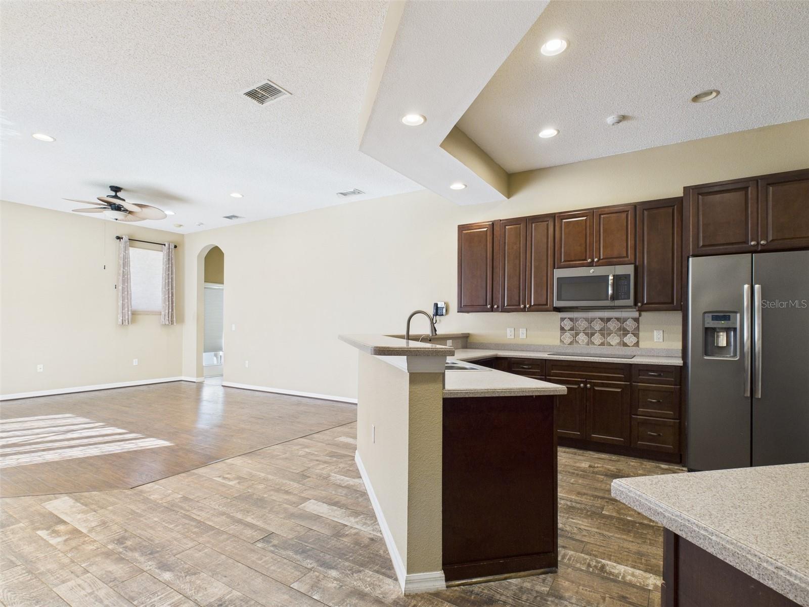 Image 10 of 56 For 2533 Wood Pointe Drive