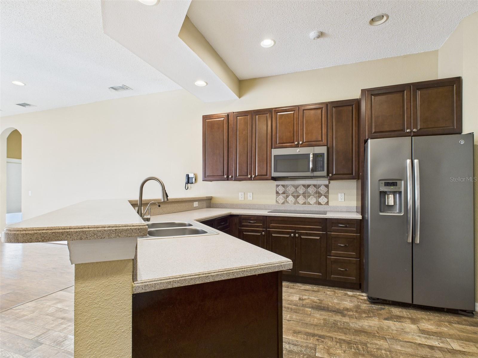 Image 11 of 56 For 2533 Wood Pointe Drive