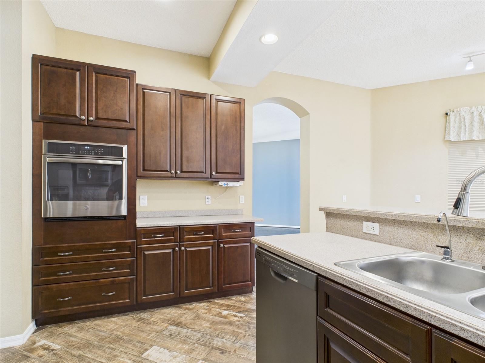 Image 12 of 56 For 2533 Wood Pointe Drive