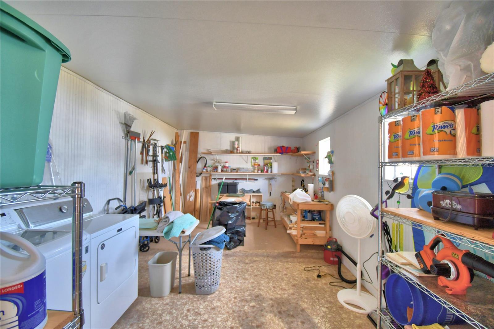 Image 11 of 42 For 145 Holiday Lane