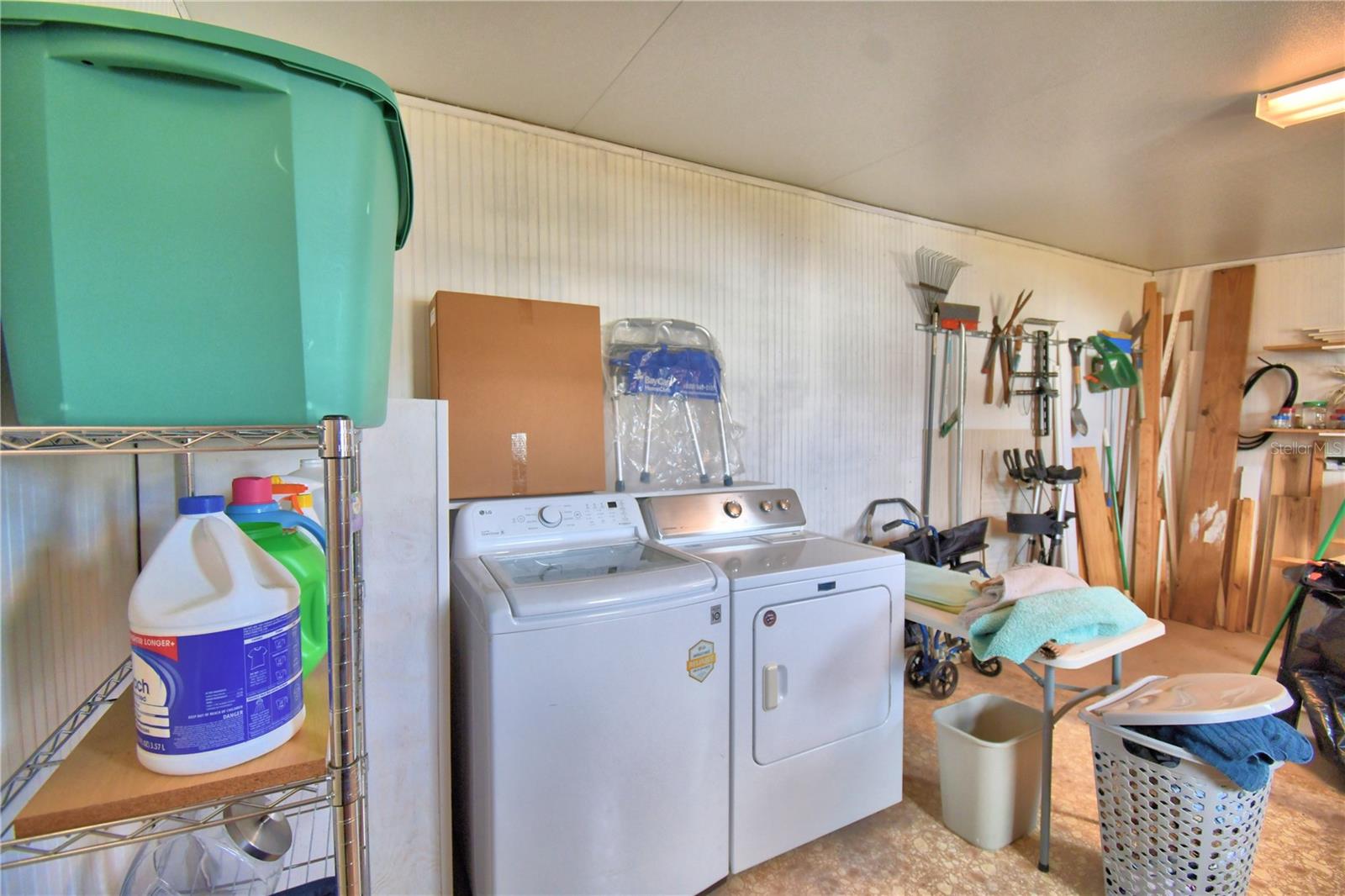 Image 12 of 42 For 145 Holiday Lane