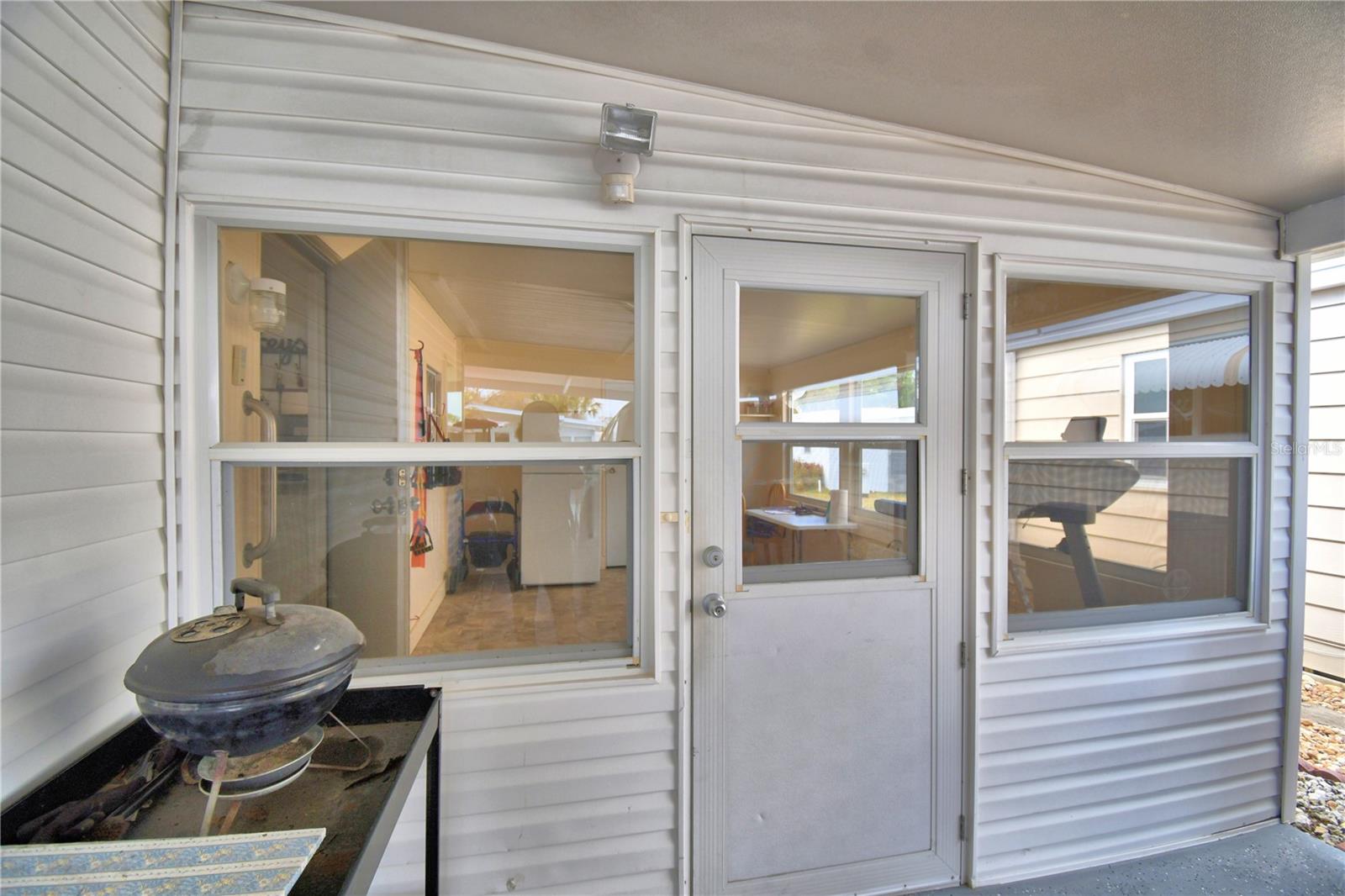 Image 13 of 42 For 145 Holiday Lane