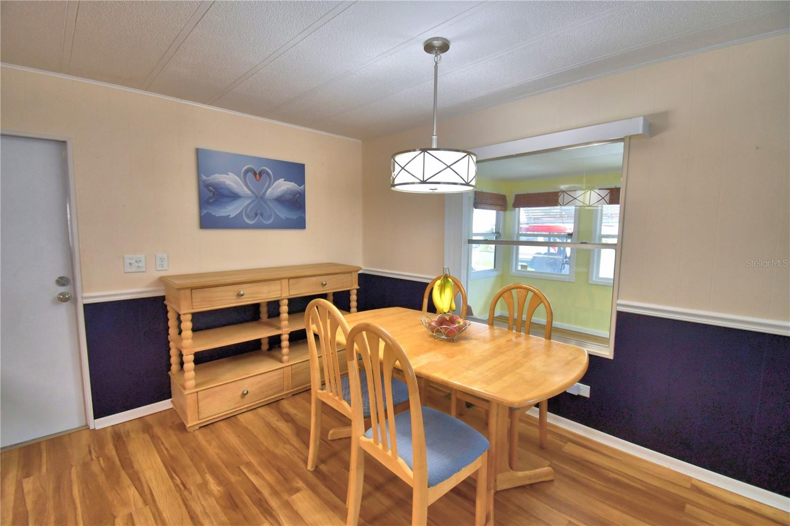 Image 20 of 42 For 145 Holiday Lane