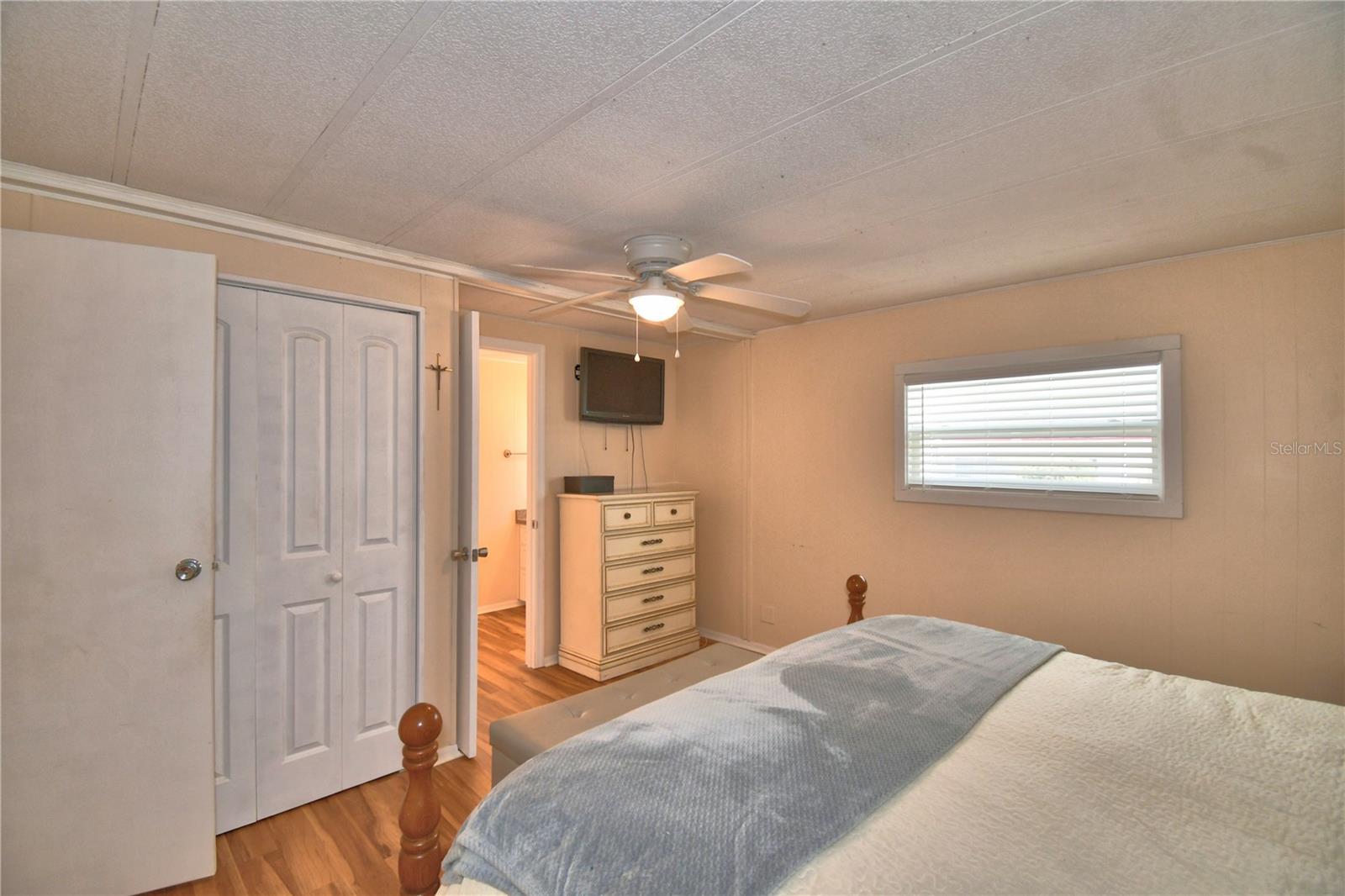 Image 28 of 42 For 145 Holiday Lane