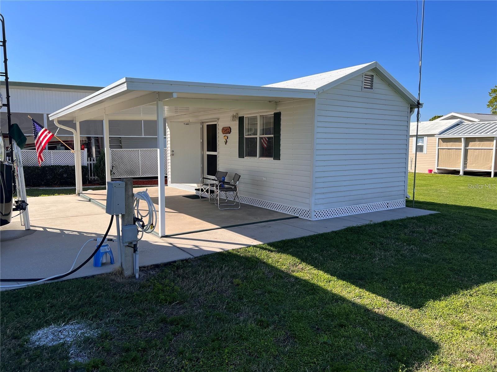 Image 4 of 39 For 5062 Southshore Drive