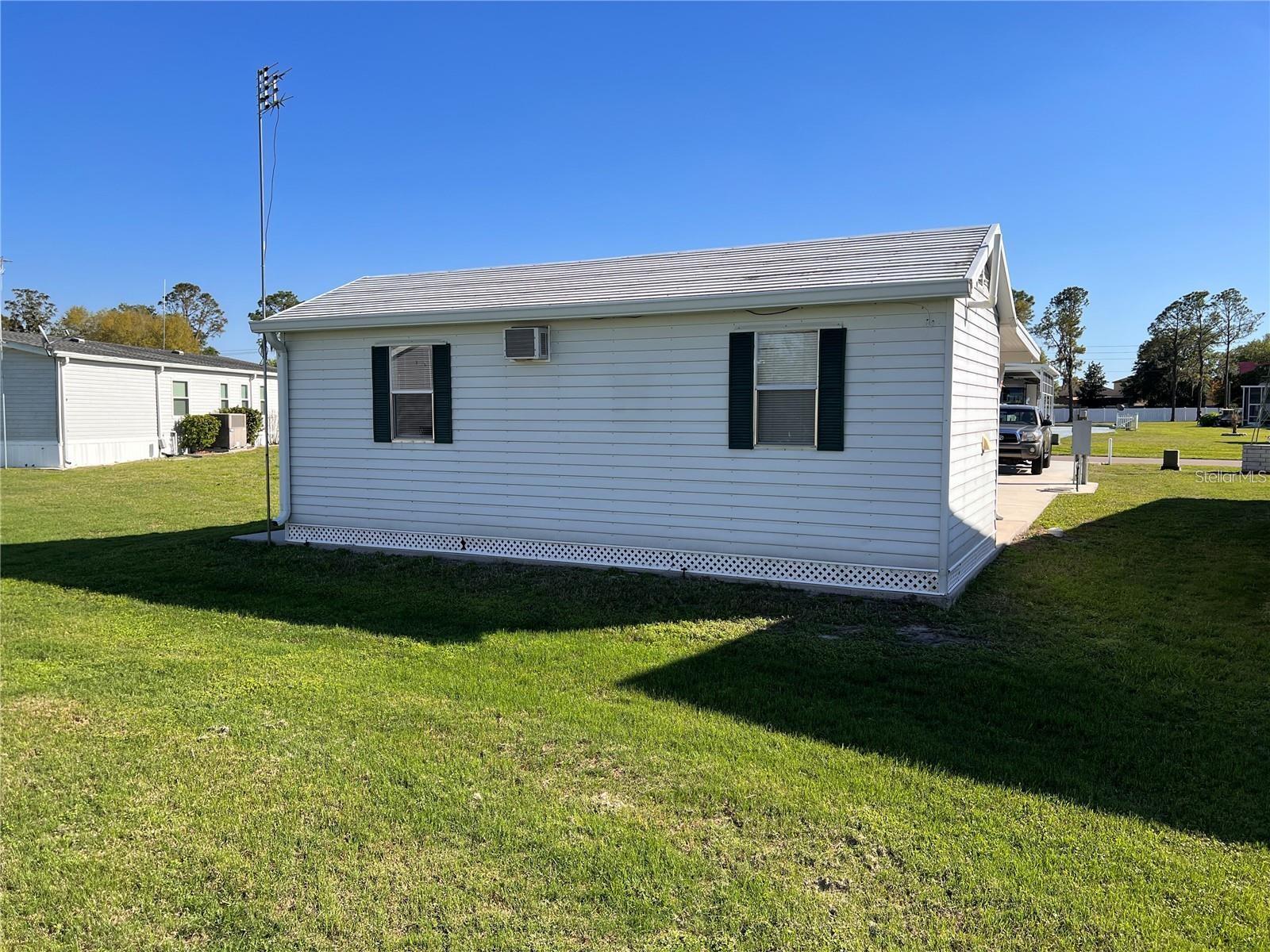 Image 6 of 39 For 5062 Southshore Drive