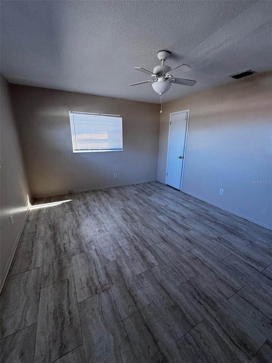 Image 7 of 8 For 2954 Warfield Drive