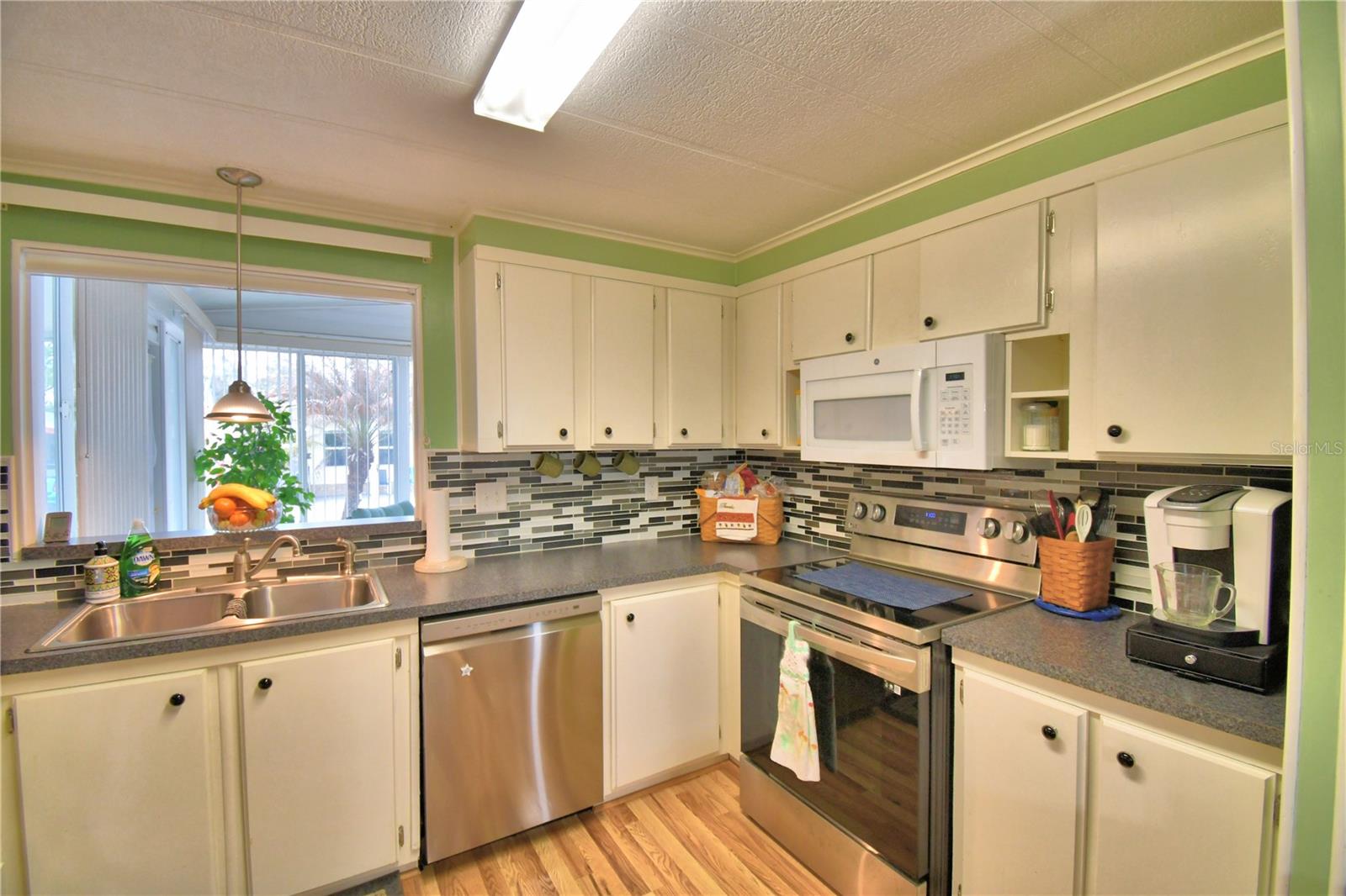 Image 13 of 70 For 4056 Rolling Oaks Drive