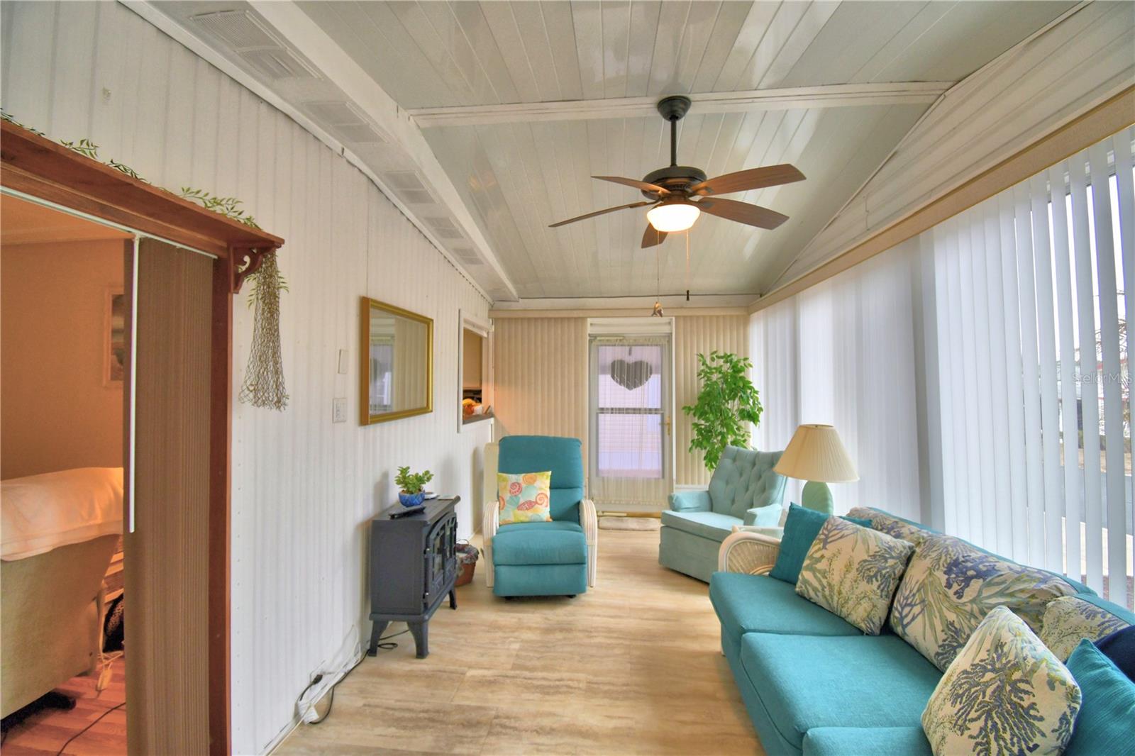 Image 26 of 70 For 4056 Rolling Oaks Drive