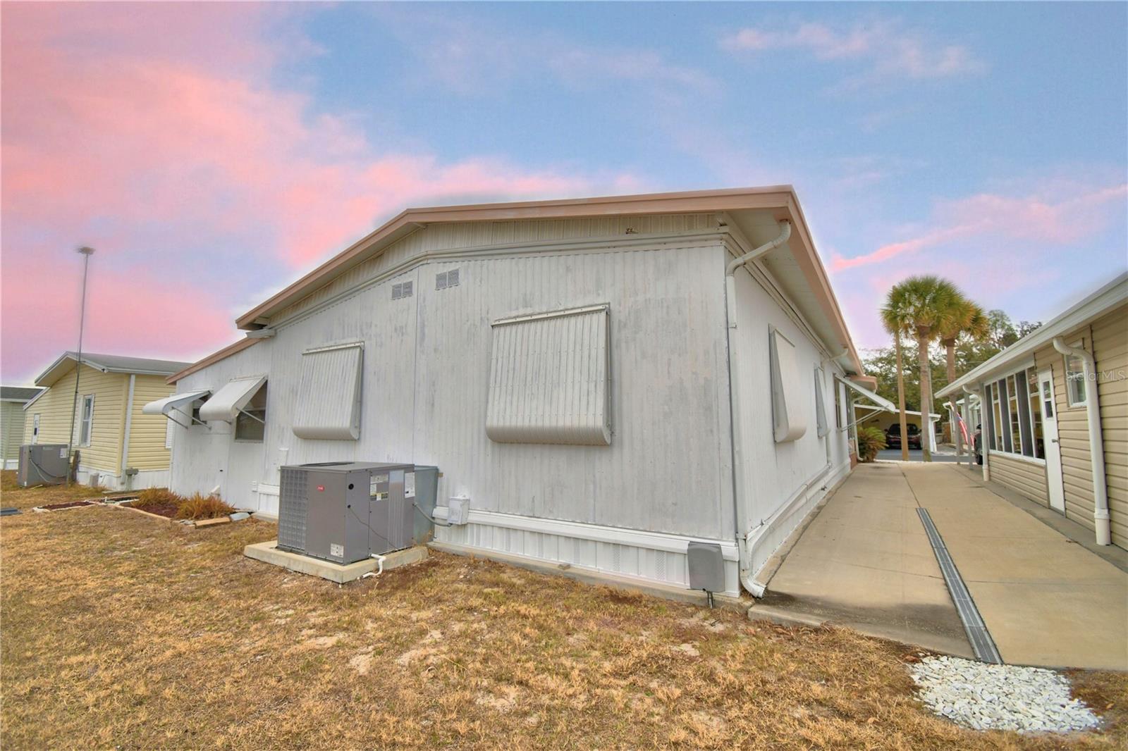 Image 49 of 70 For 4056 Rolling Oaks Drive