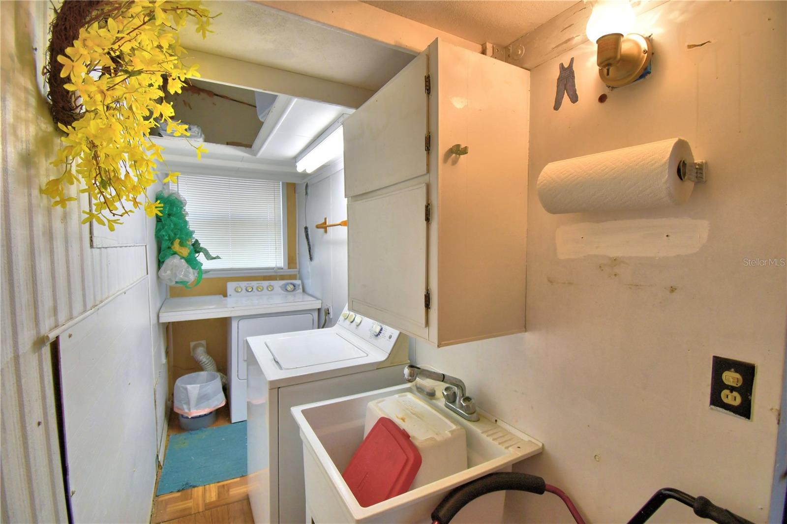 Image 9 of 70 For 4056 Rolling Oaks Drive