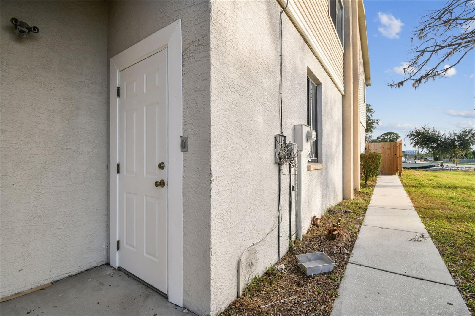 Image 11 of 100 For 1734 Rumar Lane A