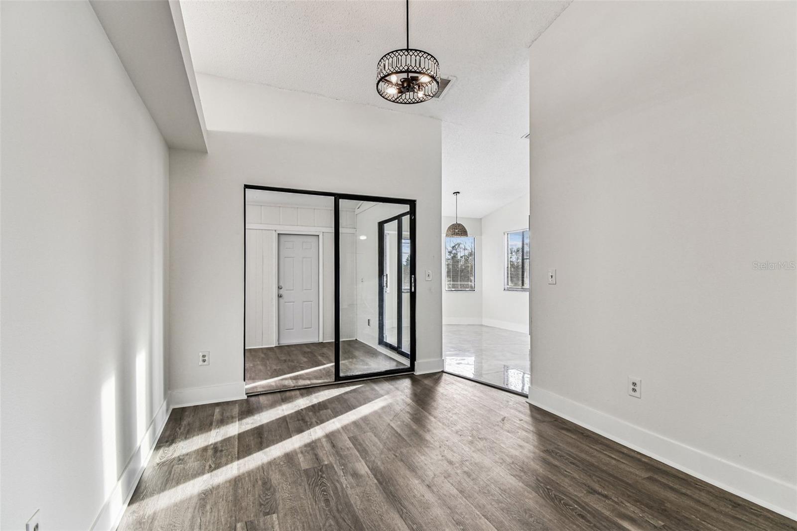 Image 40 of 100 For 1734 Rumar Lane A