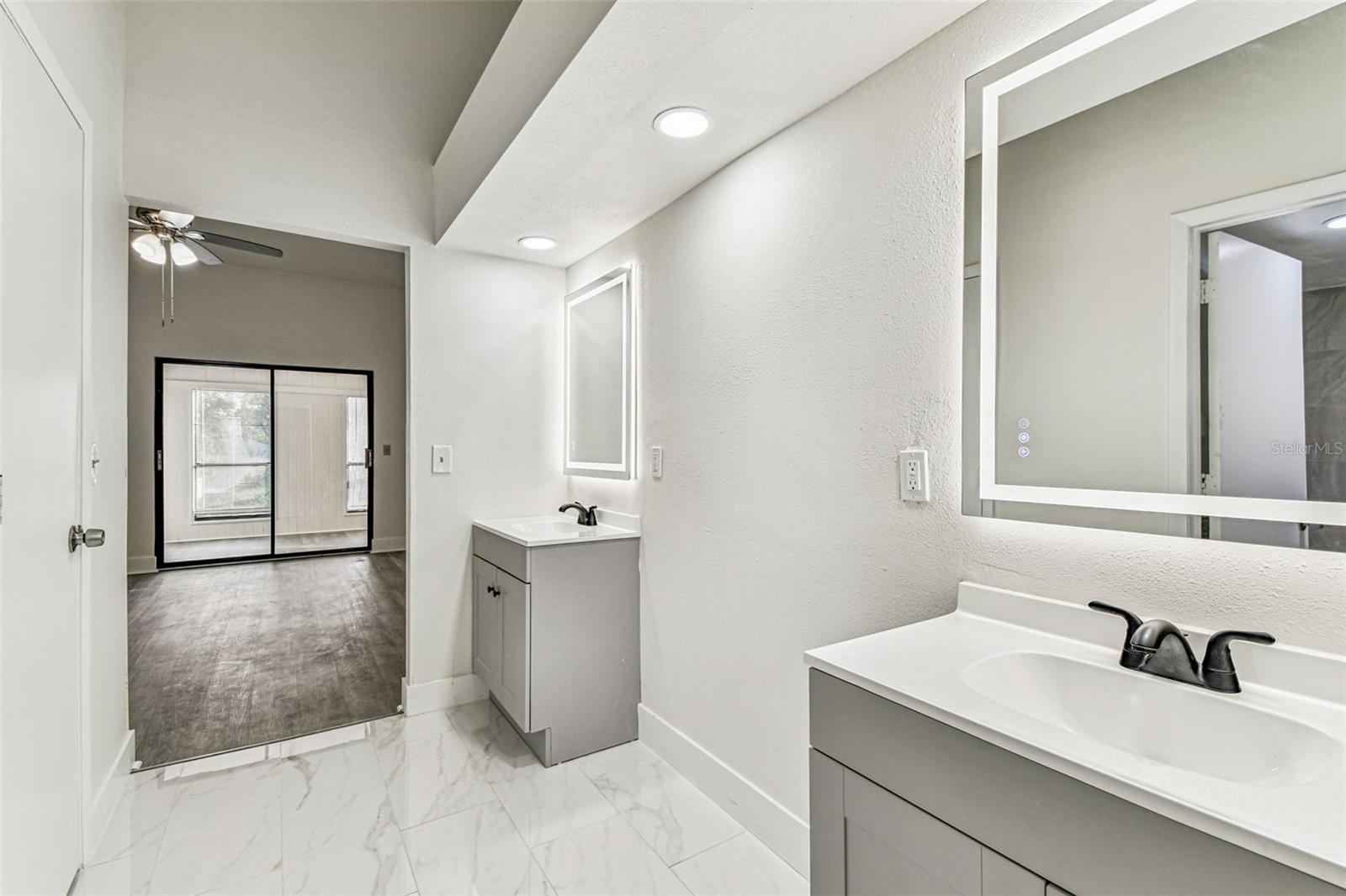 Image 65 of 100 For 1734 Rumar Lane A