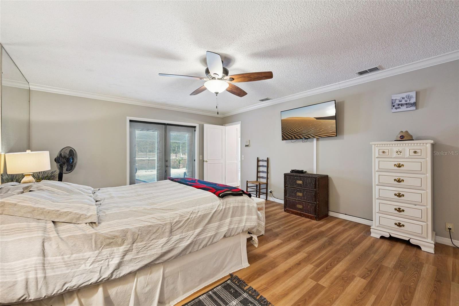 Image 16 of 50 For 260 Greenfield Road