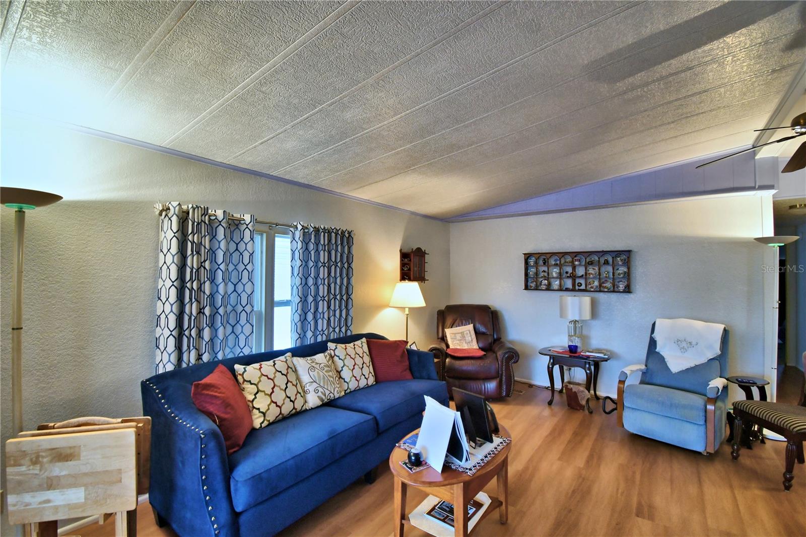 Image 15 of 67 For 4204 Cedarwood Street