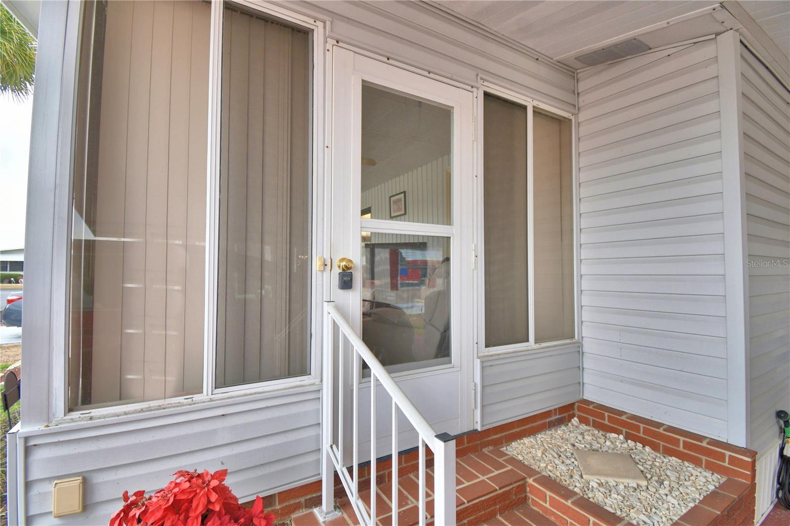 Image 4 of 67 For 4204 Cedarwood Street