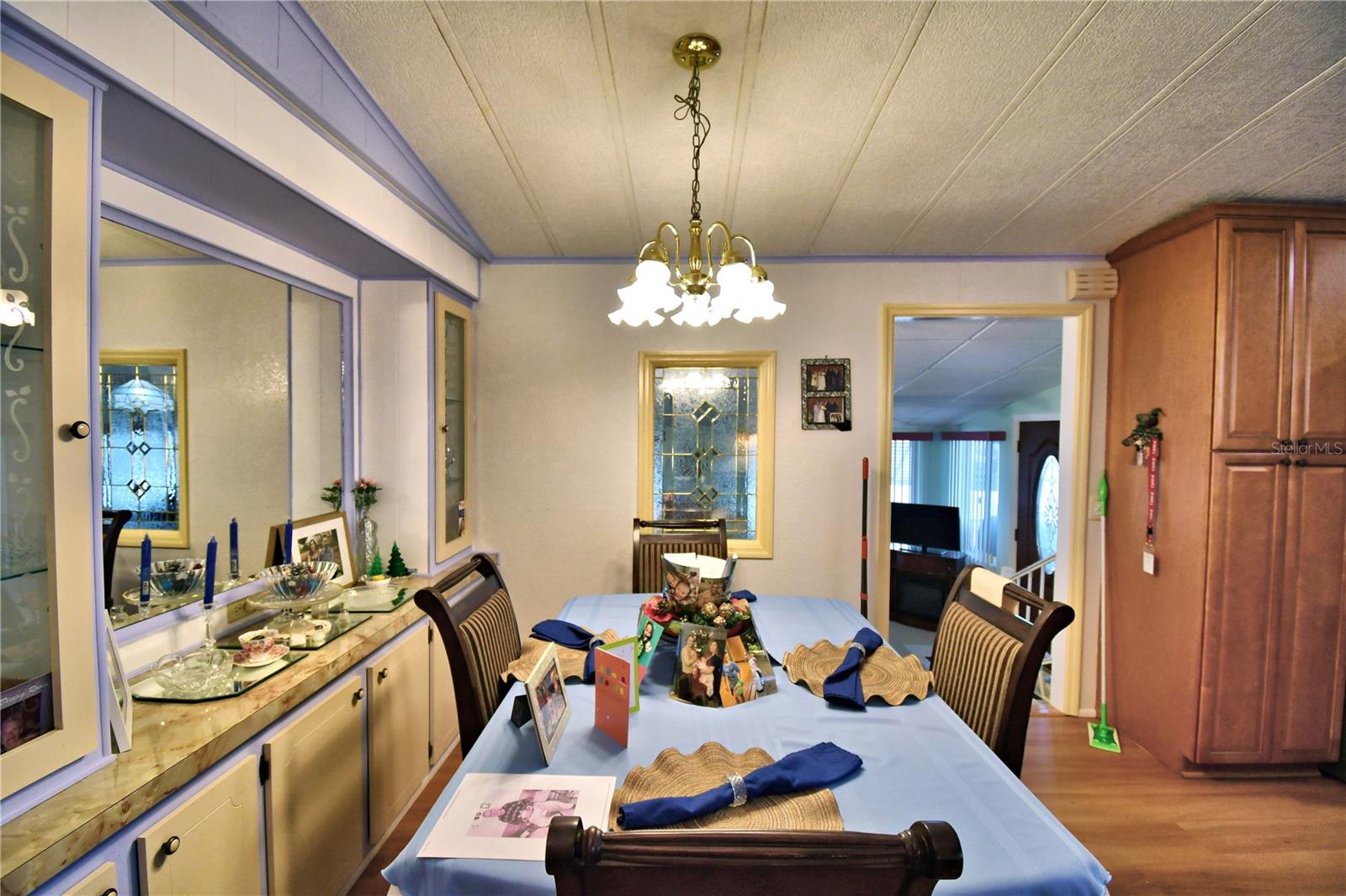 Image 9 of 67 For 4204 Cedarwood Street