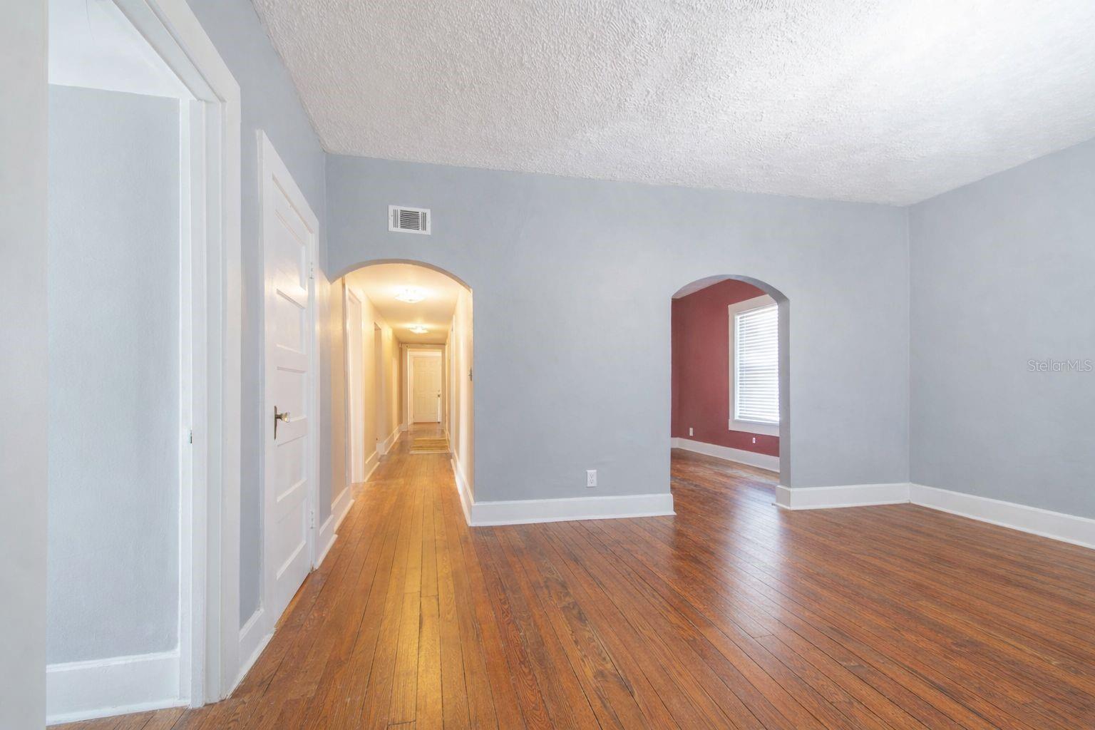 Image 10 of 42 For 118 5th Street