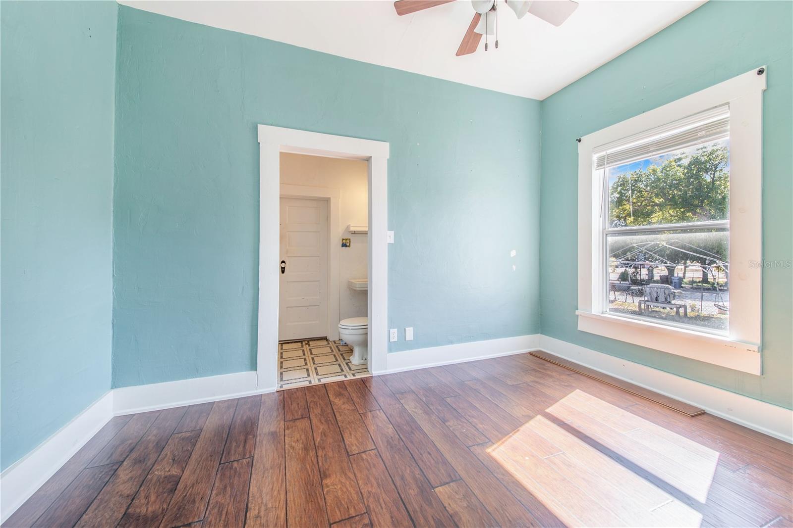 Image 15 of 42 For 118 5th Street