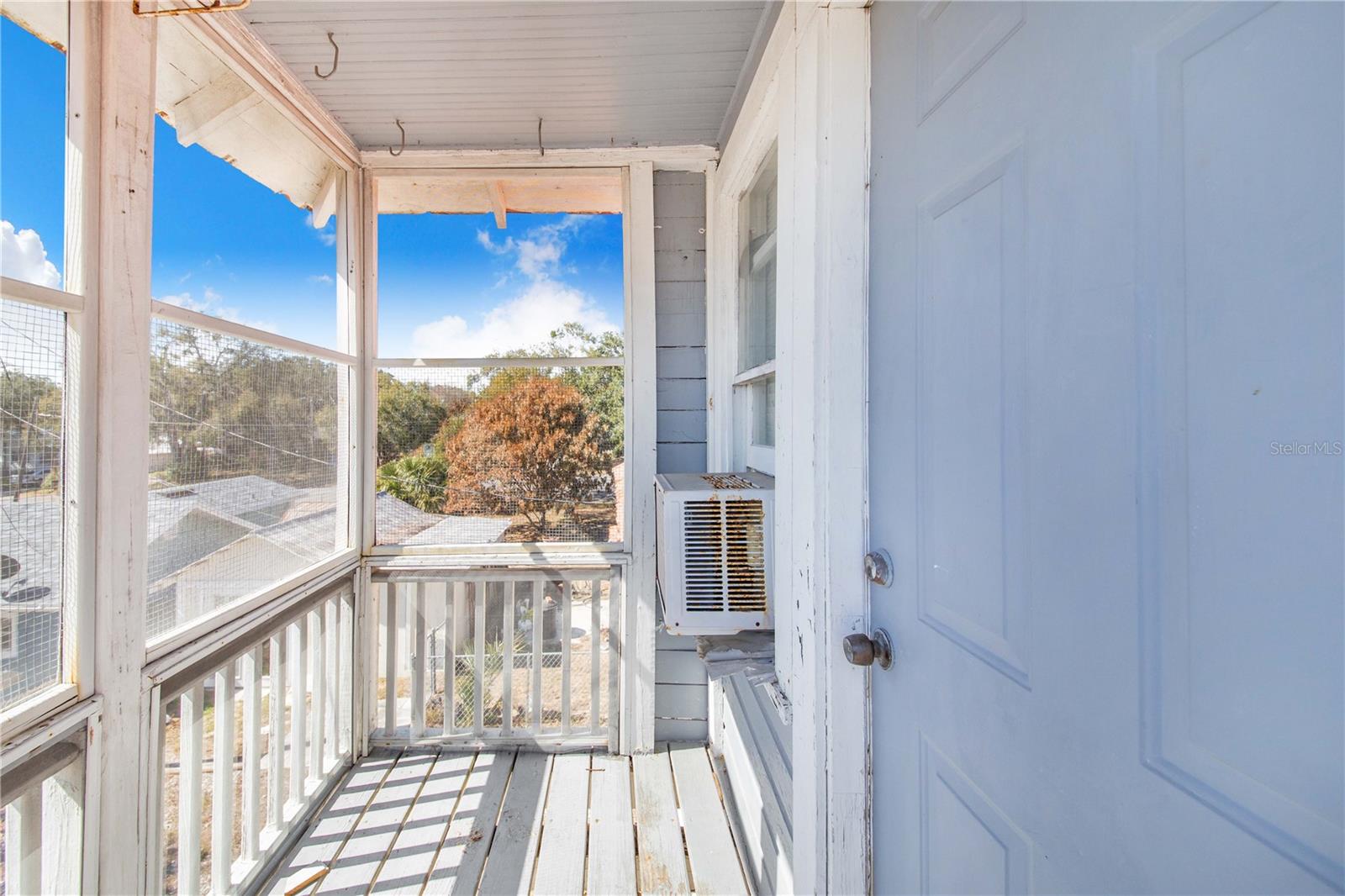 Image 21 of 42 For 118 5th Street