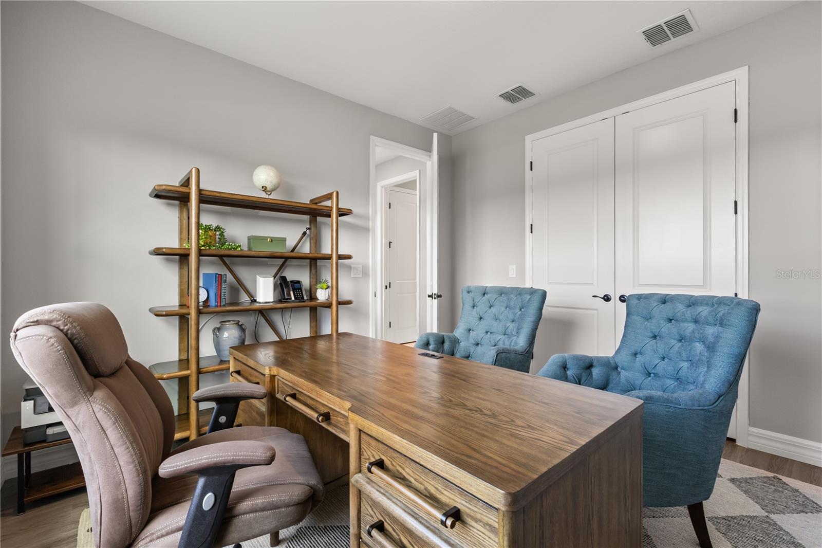 Image 13 of 30 For 5315 Savona Drive