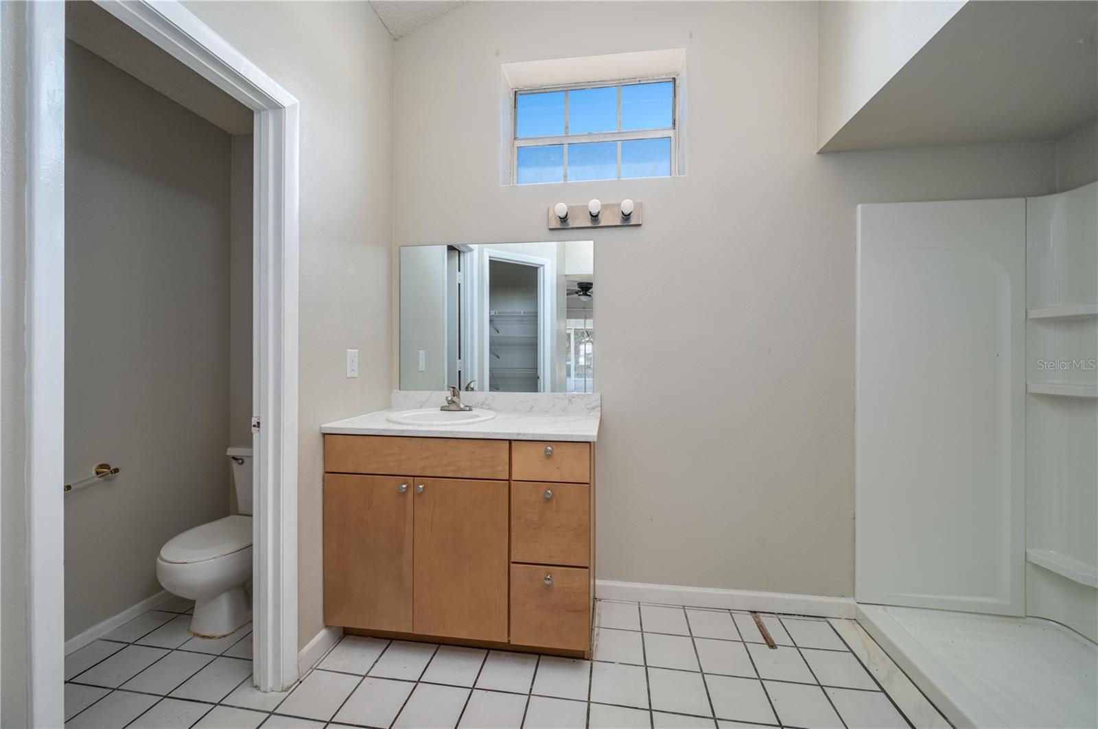 Image 11 of 27 For 3406 Fox Ridge Street