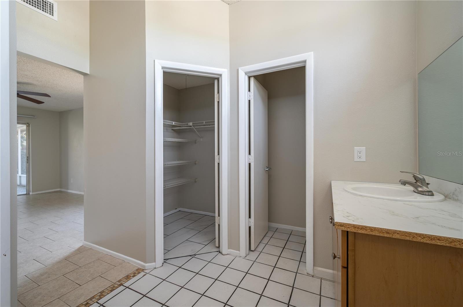 Image 12 of 27 For 3406 Fox Ridge Street