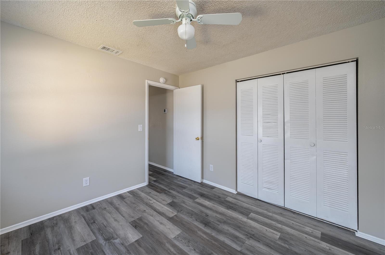 Image 18 of 27 For 3406 Fox Ridge Street