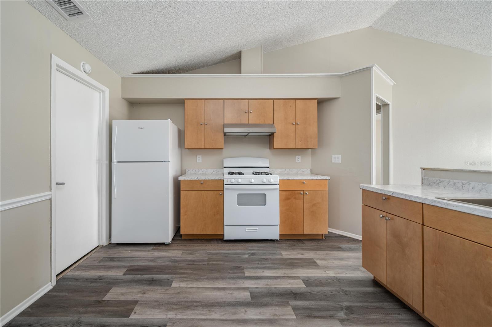 Image 5 of 27 For 3406 Fox Ridge Street