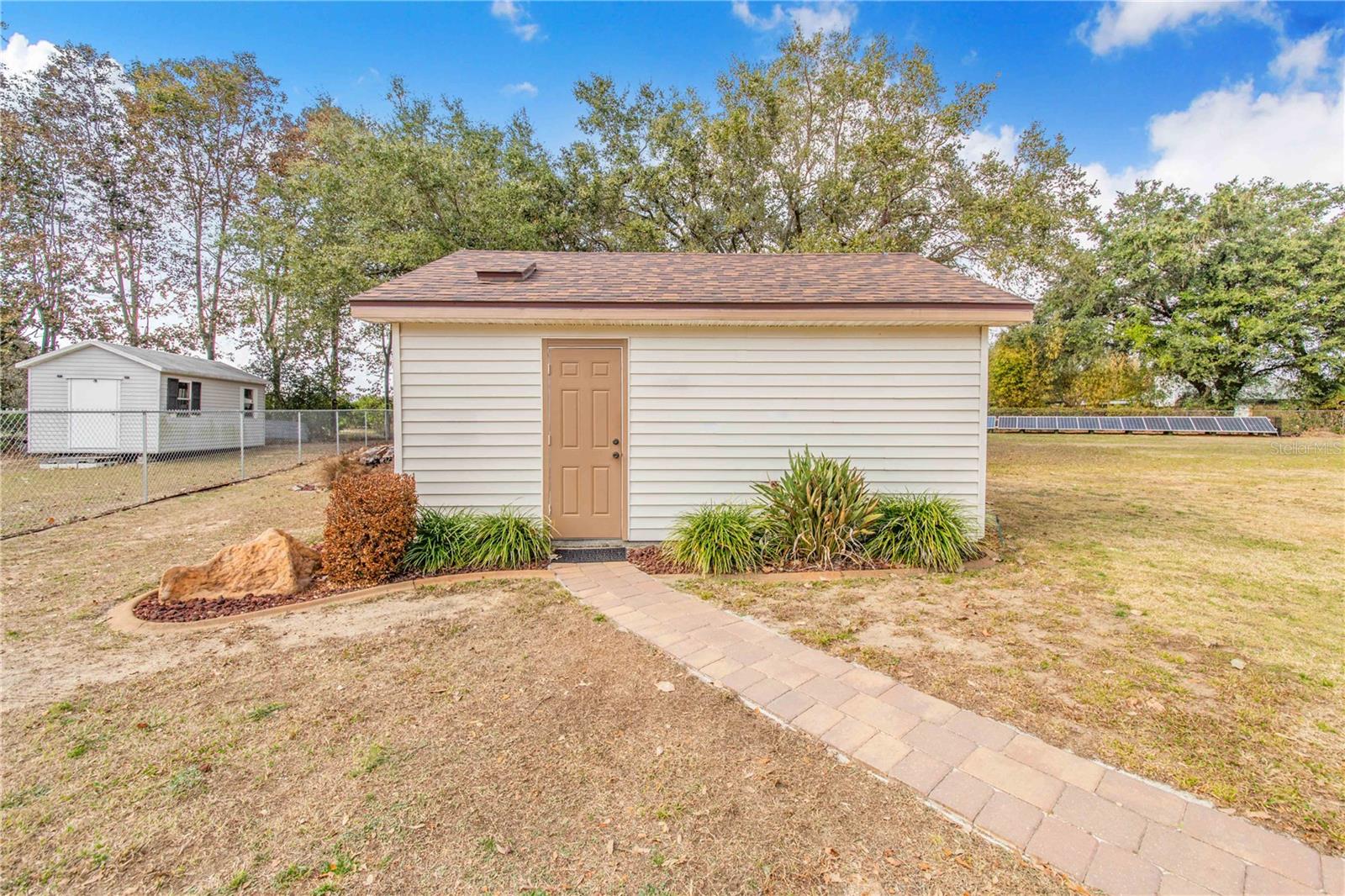 Image 16 of 57 For 2865 Pond View Drive